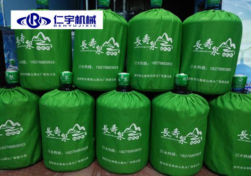 桶装水灌装机厂家带你们看星空(中国)客户的生产基地